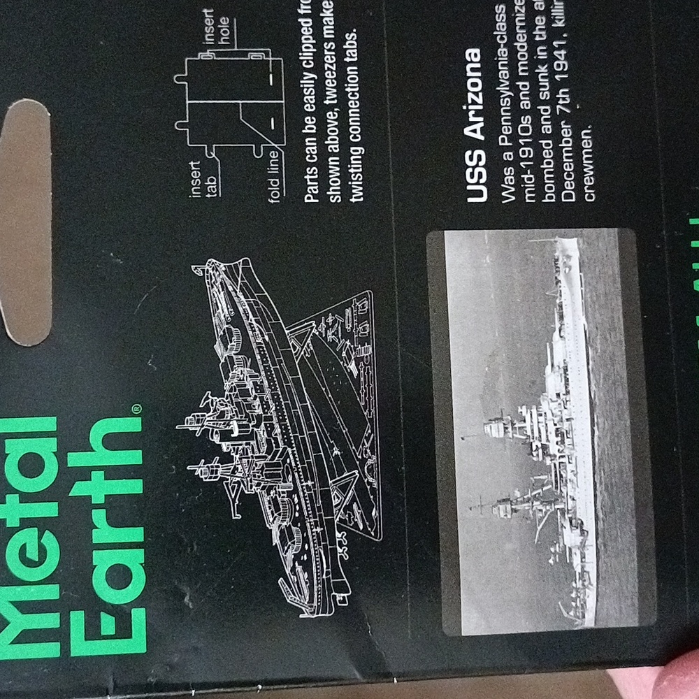 Metal Earth - Picture 3 of 8
